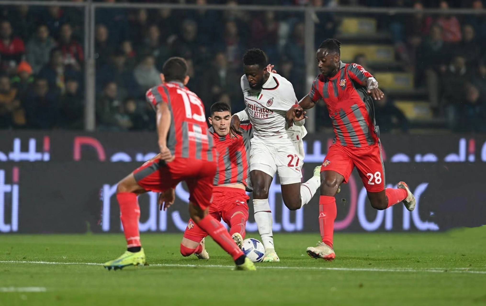 特人的对抗 特人的对抗