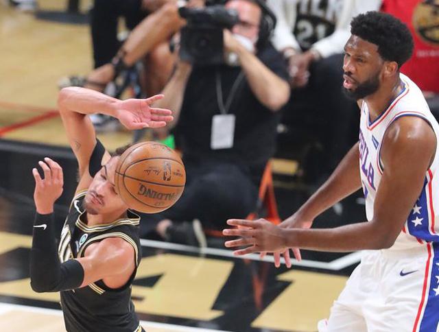 及在压力下 及在压力下