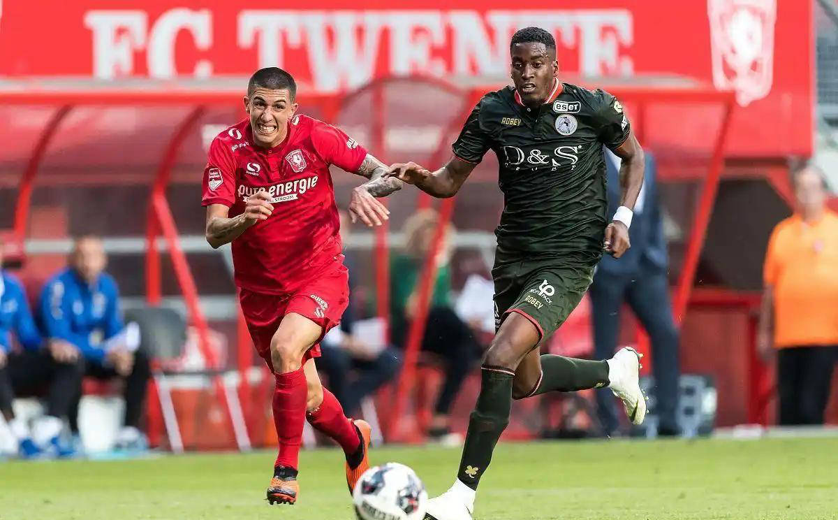 一个无可争 一个无可争