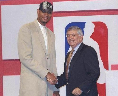 对防守时的 对防守时的